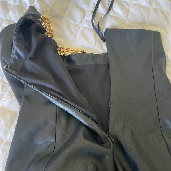 Revolve NBD Darby faux leather one shoulder rhinestone strap - Picture 11 of 13